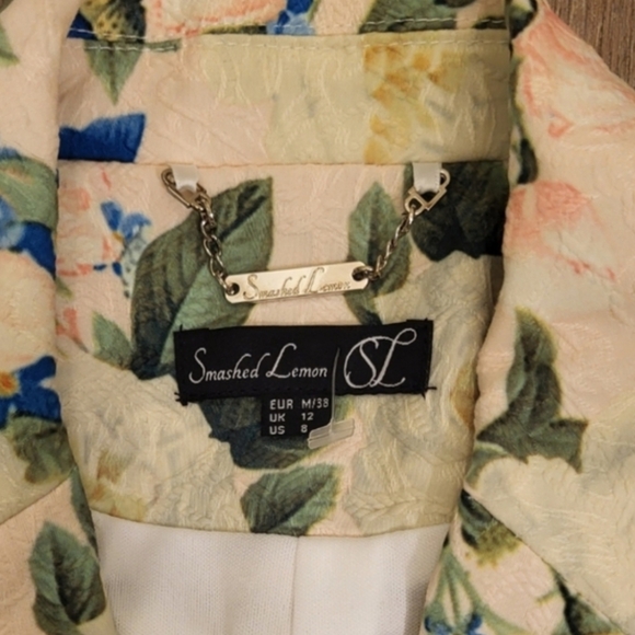 Smashed Lemon Butterfly & Floral Blazer Size 8 Blush Pink & Multi Colored - Picture 3 of 11